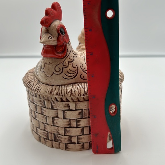 Vintage Chicken in a Nest Cookie Jar/Candy Dish - Picture 13 of 16